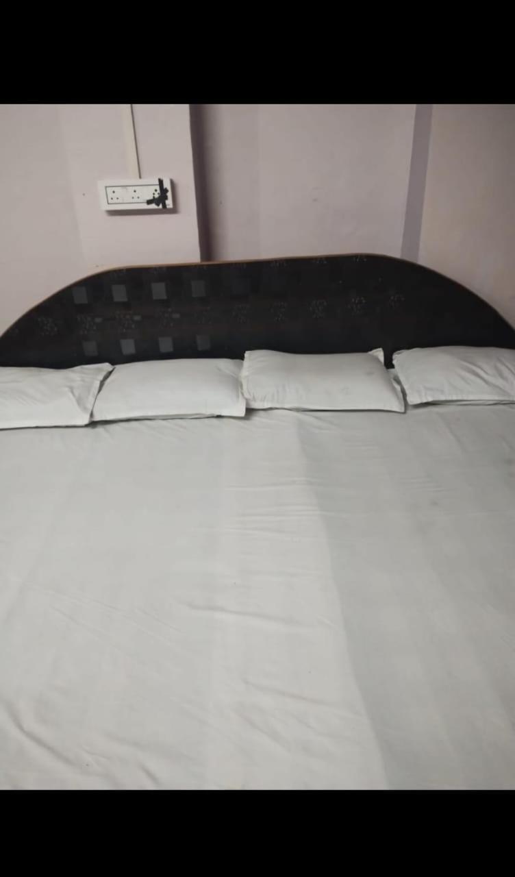 Guest house Radha Krishna Niwas