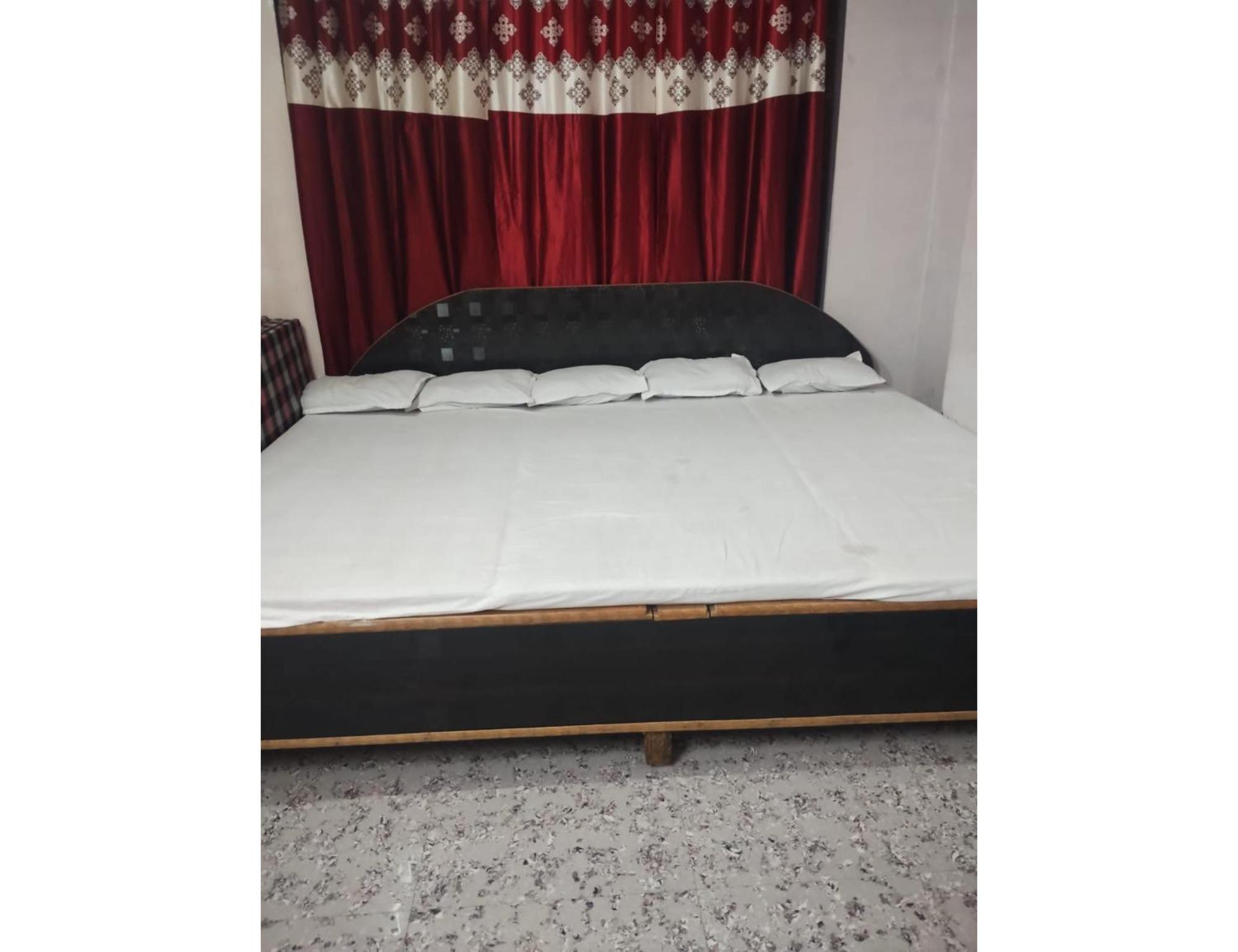 Guest house Radha Krishna Niwas